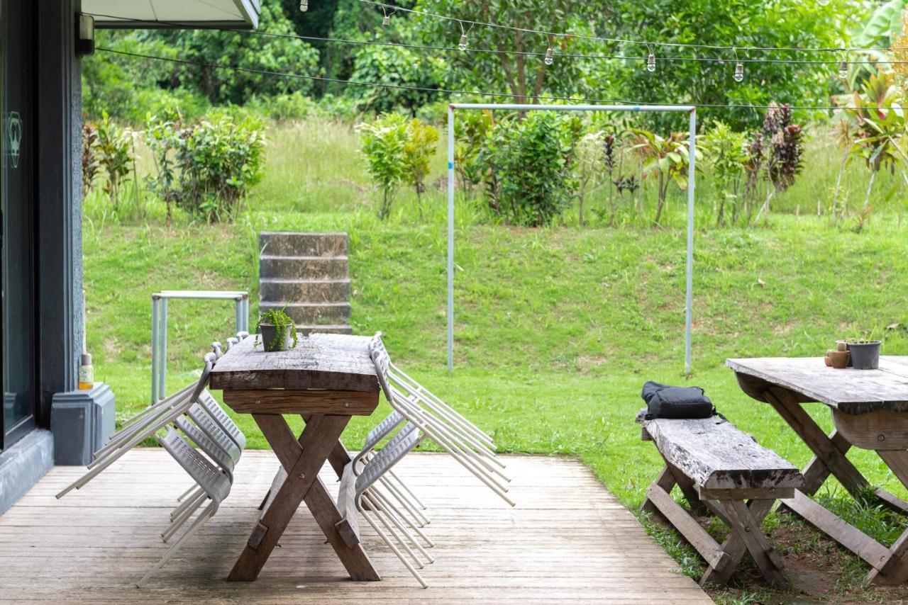 Monkey Dive Hostel Khaolak Khao Lak Exterior foto
